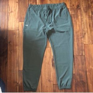 NWOT Under Armour Joggers in Army Green